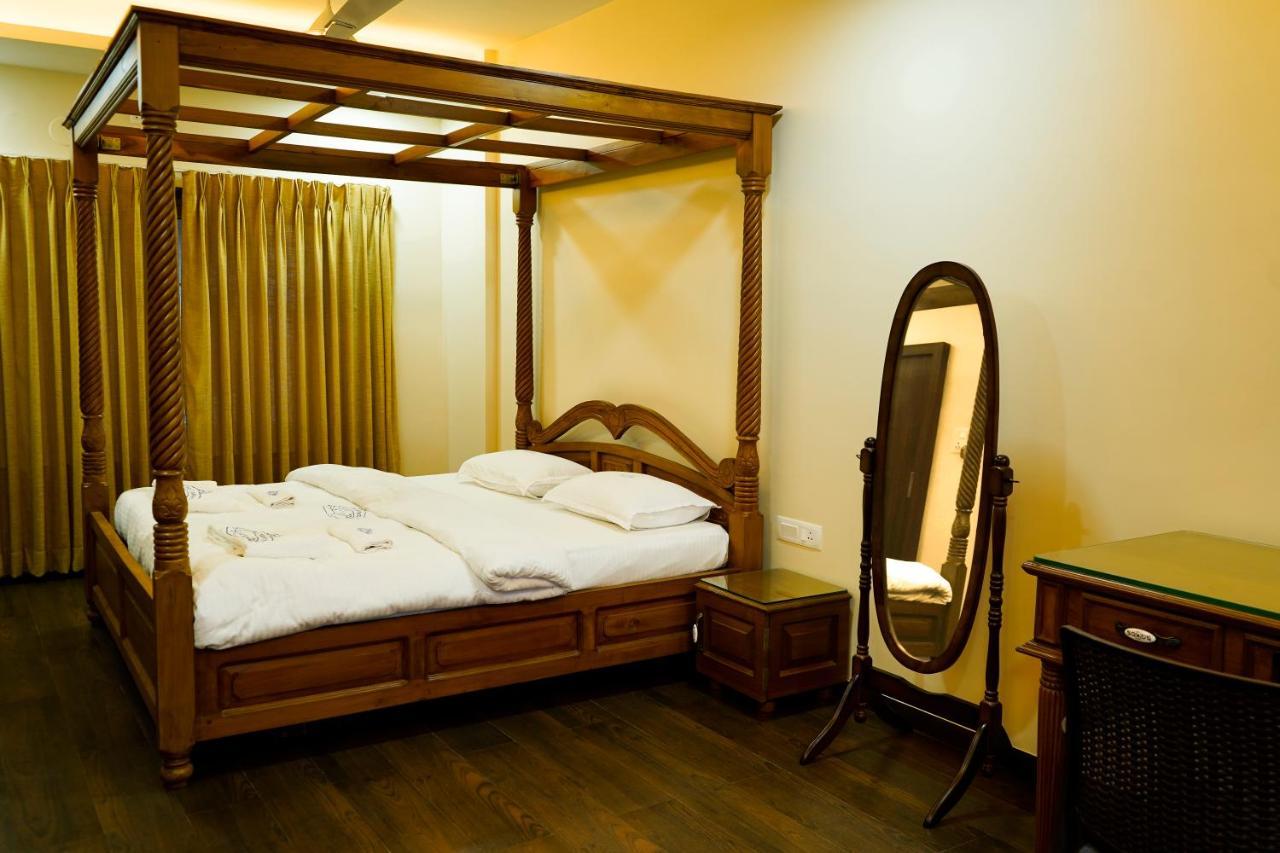 Heritage Residency - Royal Camping Club, Panhāla Kültér fotó